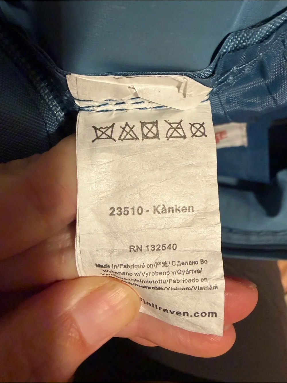 Fjallraven Kånken Blue Backpack with Coral Handles
